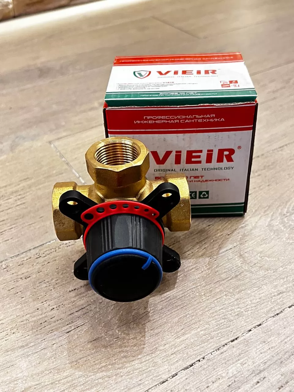Четырехходовой смесительный клапан 3/4 ViEiR VR196