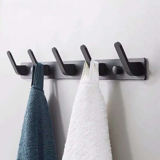 Крючки для полотенец в ванную
