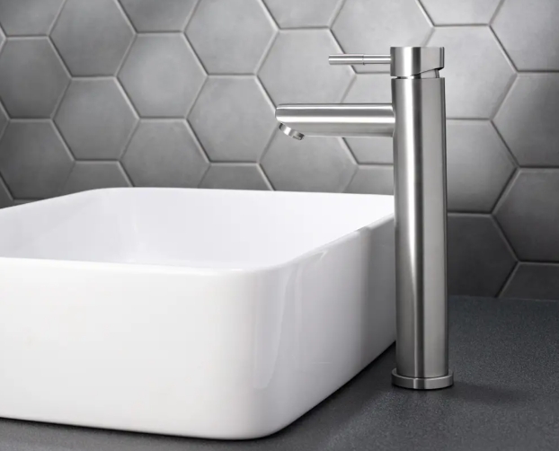 Смеситель для раковины в ванную по выгодной цене